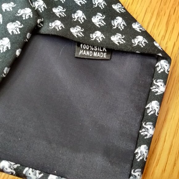 Vintage Silk Elephant Tie Handmade by Kai Long - Picture 4 of 9